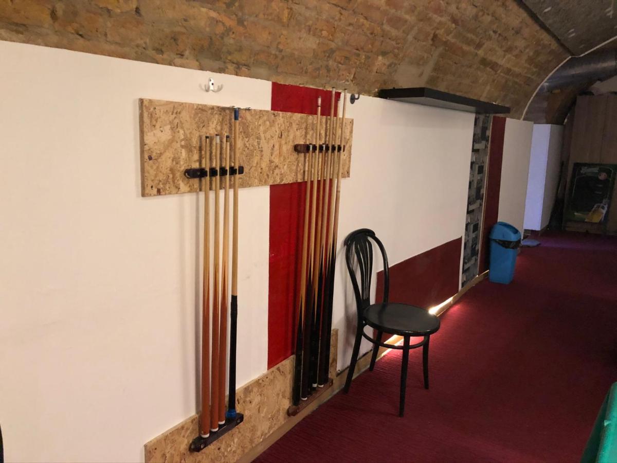 Whole Basement Former Pub For Stag Do, Bachelor House Party Flat Budapest Exterior photo